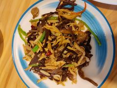 -小厨子私房菜·云南美食店