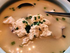 -鹊华居·地道鲁菜·海鲜·融合味(大明湖店)