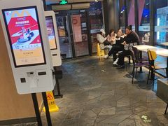 -麦当劳(国家体育场南路店)