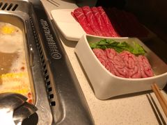 -海底捞火锅鲜切牛肉主题店(长寿路店)