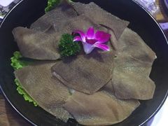 -三人行骨头王火锅(长寿店)