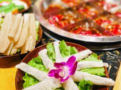 -憨孃孃·重庆老火锅(红山黑金店)
