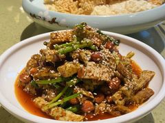 -铜锣湾·有麝自然香(重庆新天地店)