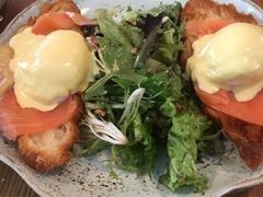 -ROAST coffee & eatery