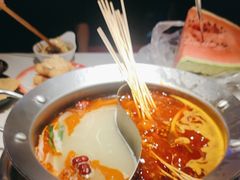 -钢管厂五区小郡肝串串香(滨江店)