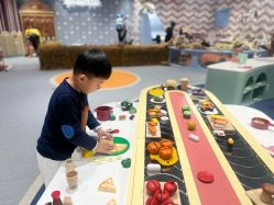 -奈尔宝家庭中心·亲子餐厅(北京东坝万达店)