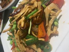 竹笋腊肉-新派川菜馆(济南路店)