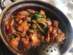 -渝君重庆火锅(嘉宾路店)