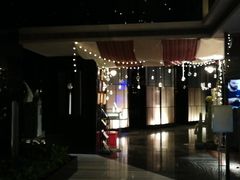 -唐拉雅秀酒店-西锦汇空中BBQ·思创餐厅