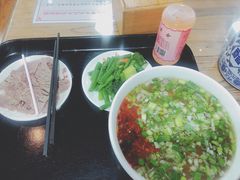 传统牛肉面-陇上全荟兰州传统牛肉面(延吉路店)