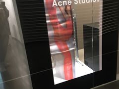 -Acne Studios(芮欧百货店)