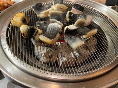 -围炉肉舍•炭烤活鳗•丹东海鲜烤肉(步行街店)