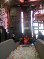-嗨翻Hi-Fun竞技主题乐园·蹦床团建生日聚会(五棵松华熙店)