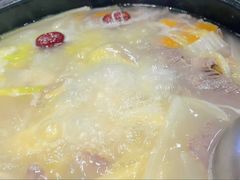 山菌牛肉汤锅-九寨特色牦牛肉汤锅 羊肉汤锅