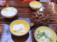 -山城欢现炒食堂(上海城店)