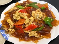 -郑小二山东特色炒鸡店(红小巷店)