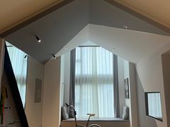 -上海虹桥中心爱琴海亚朵S酒店