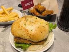 -必胜客餐厅(昆百大泰业城店)