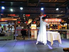 -八一路好吃街(雨田商务大厦店)