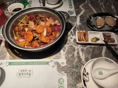 -禄婶鸡煲·打边炉