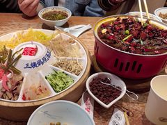 -怪噜范·老贵阳街头名小吃(鸿通城店)