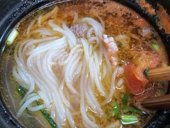 -李记特色罐罐米线(重庆中环大厦店)