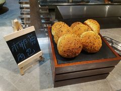 -昆山裕元花园酒店·温莎西餐厅