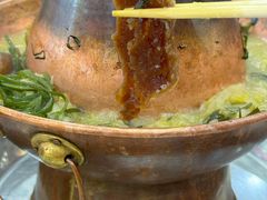 -一口猪海鲜浑锅·东北家常菜