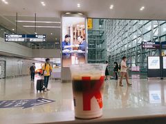 -肯德基(成都机场T2到达精选店)