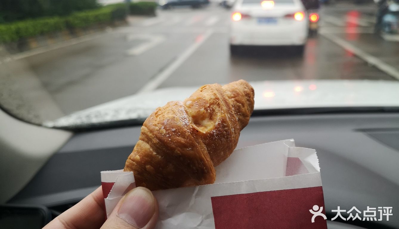 味道都不错！个人喜欢澳洲牛排！