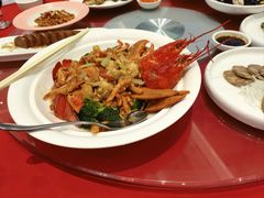 -万龙洲海鲜(大兴绿地缤纷城店)