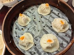 蟹粉鲜肉小笼包-德兴馆(山西南路店)