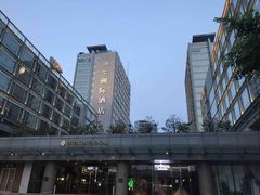 -青岛海尔洲际酒店