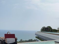 -瑰丽酒店·海吧·天际下午茶·现场DJ·天台酒吧
