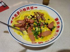 餐肉肠滑蛋盖饭-潮庭港式茶餐厅·熊仔奶茶(同济广场店)