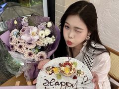 -Mark&Mars Restaurant