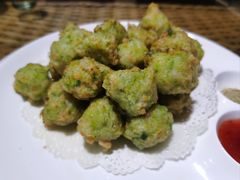 马蹄芹香虾丸-捏上开口笑海鲜水饺(台山街店)