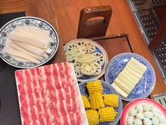 -沸炉重庆老火锅(军事博物馆店)