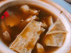-明记烧鱼美味店