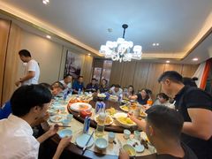 包厢-有红鸡毛店·川菜(建设路店)