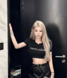 -苑苑发型设计