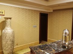 -沈阳皇朝万鑫酒店