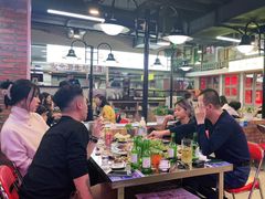 -马路牙子烧烤音乐酒馆(望京店)