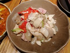 杏鲍菇竹耳爽肉片-十三式重庆江湖菜(金茂览秀城店)