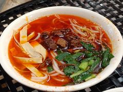 -桥香园云南过桥米线(金马碧鸡店)