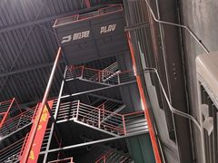 -极限PLAY运动娱乐新世界·团建派对潮玩休闲馆·室内蹦极高空游乐园