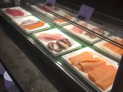 -BLU 全日制餐厅(上海安曼纳卓悦酒店)