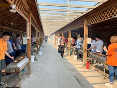 -亲兄弟真人CS团建拓展基地