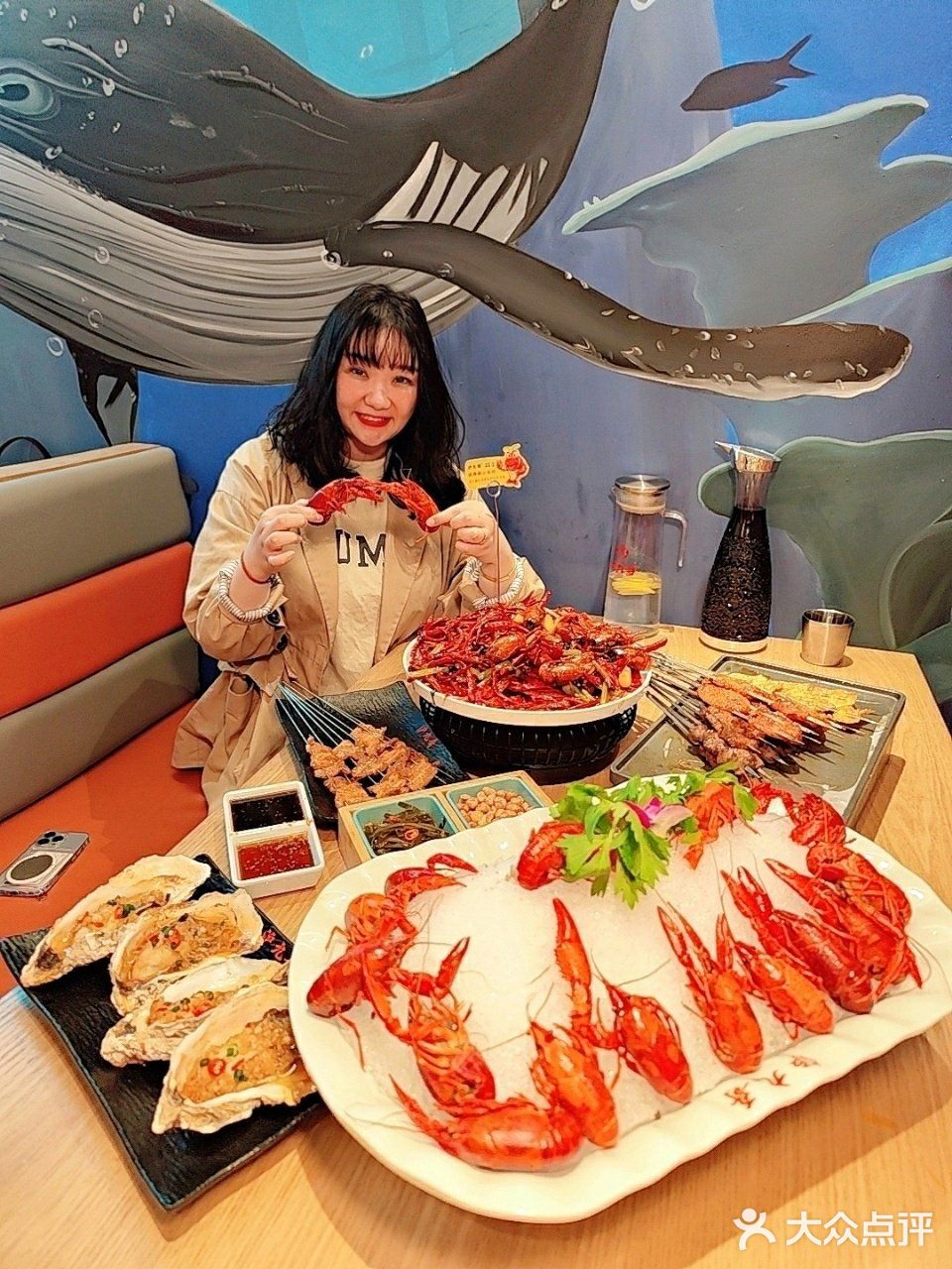 沪九哥风靡上海！小龙虾烧烤皆是招牌！