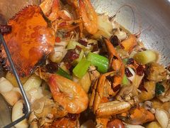 -七欣天香辣蟹火锅(上海银亿滨江店)